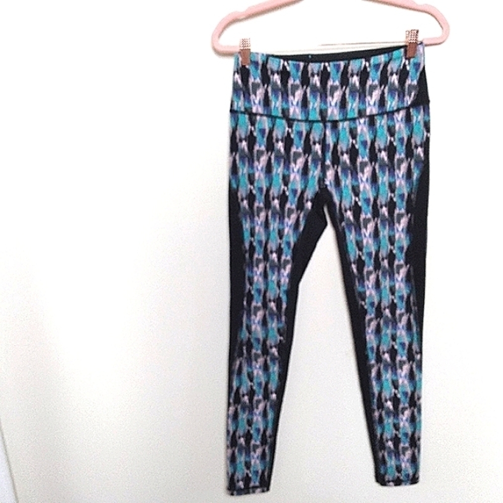 Victoria's Secret Sport Abstract Print Blue and Grey Knockout Tights Size Small